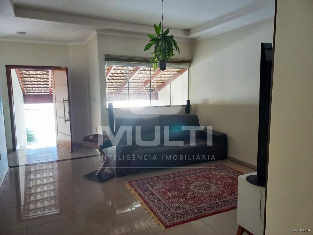 Casa, 3 quartos, 235 m² - Foto 3