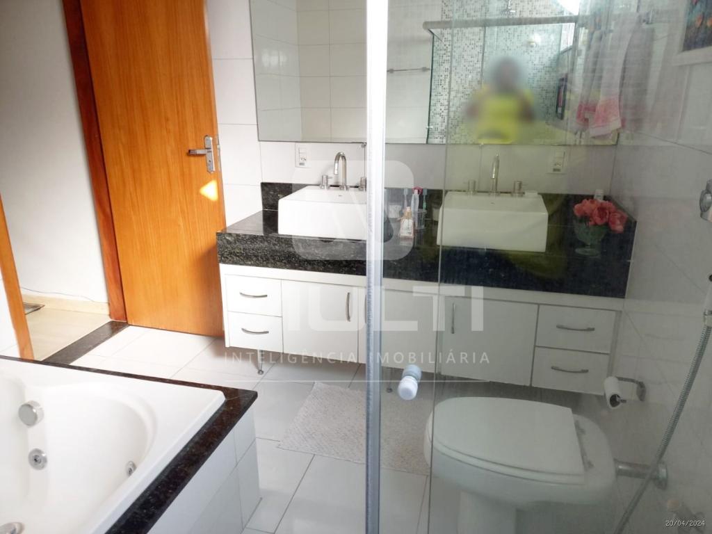 Casa, 3 quartos, 235 m² - Foto 11