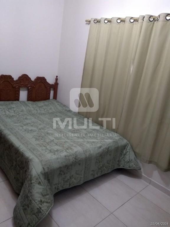 Casa à venda com 3 quartos, 160m² - Foto 7