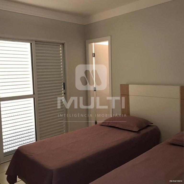 Casa, 4 quartos, 340 m² - Foto 16