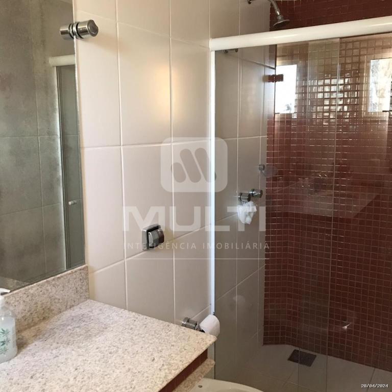 Casa, 4 quartos, 340 m² - Foto 17