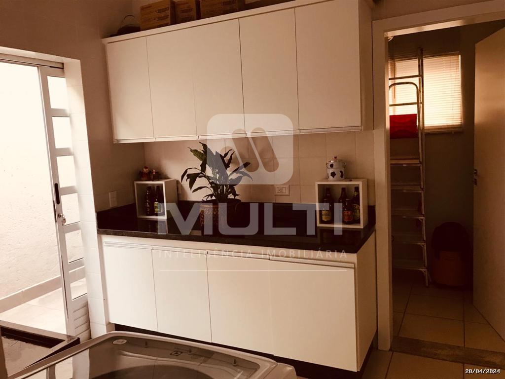 Casa, 4 quartos, 340 m² - Foto 25