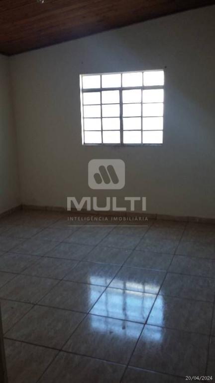 Casa à venda com 4 quartos, 103m² - Foto 6