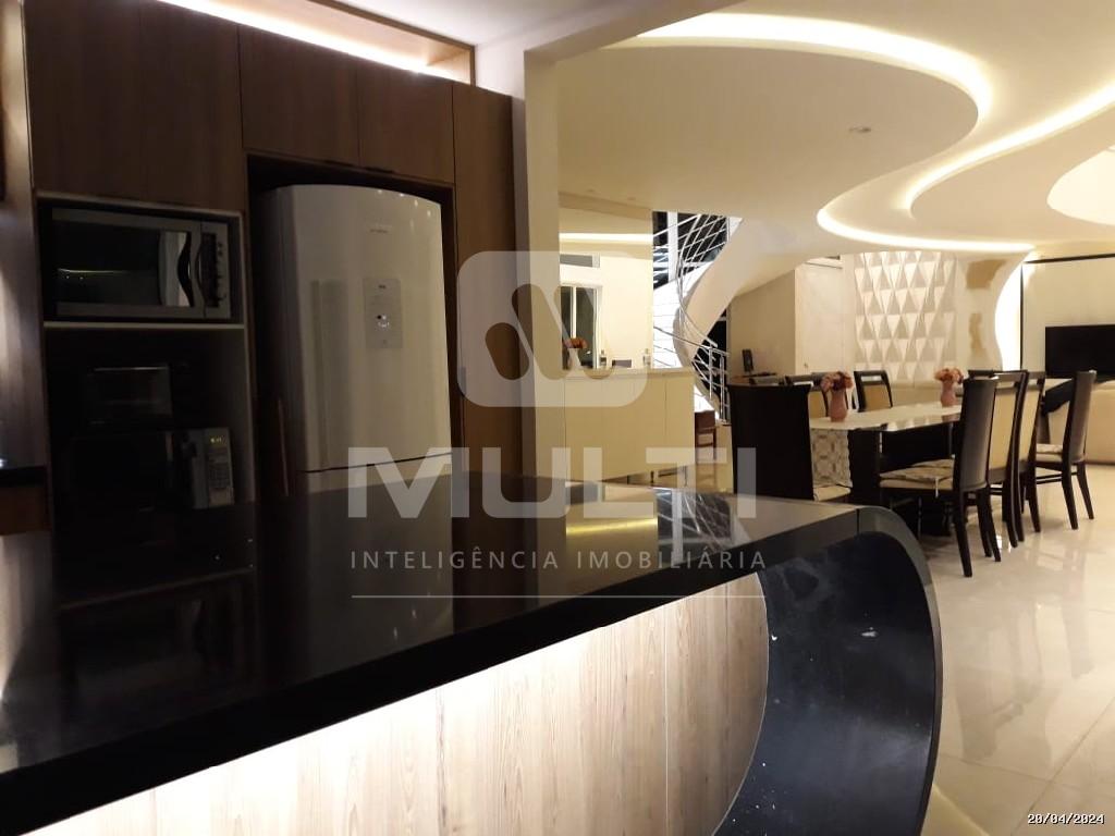 Casa de Condomínio à venda com 5 quartos, 627m² - Foto 8