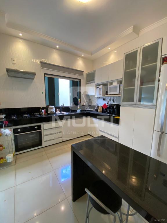 Casa, 3 quartos, 220 m² - Foto 4