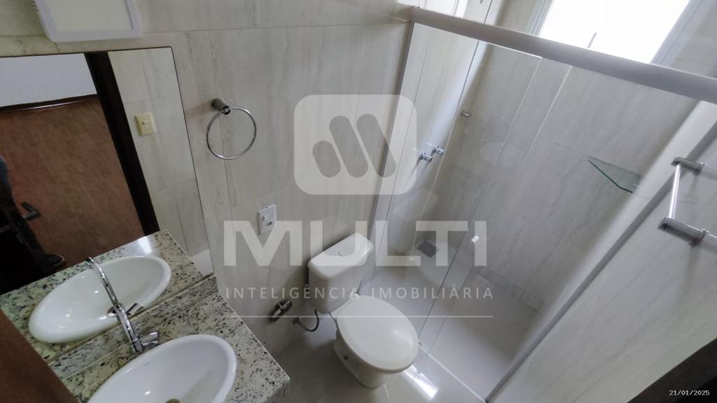 Casa à venda com 3 quartos, 180m² - Foto 14