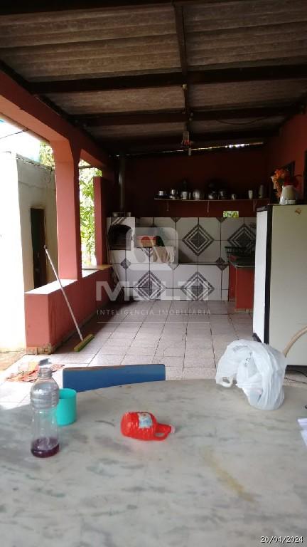 Chácara à venda com 2 quartos, 120m² - Foto 2