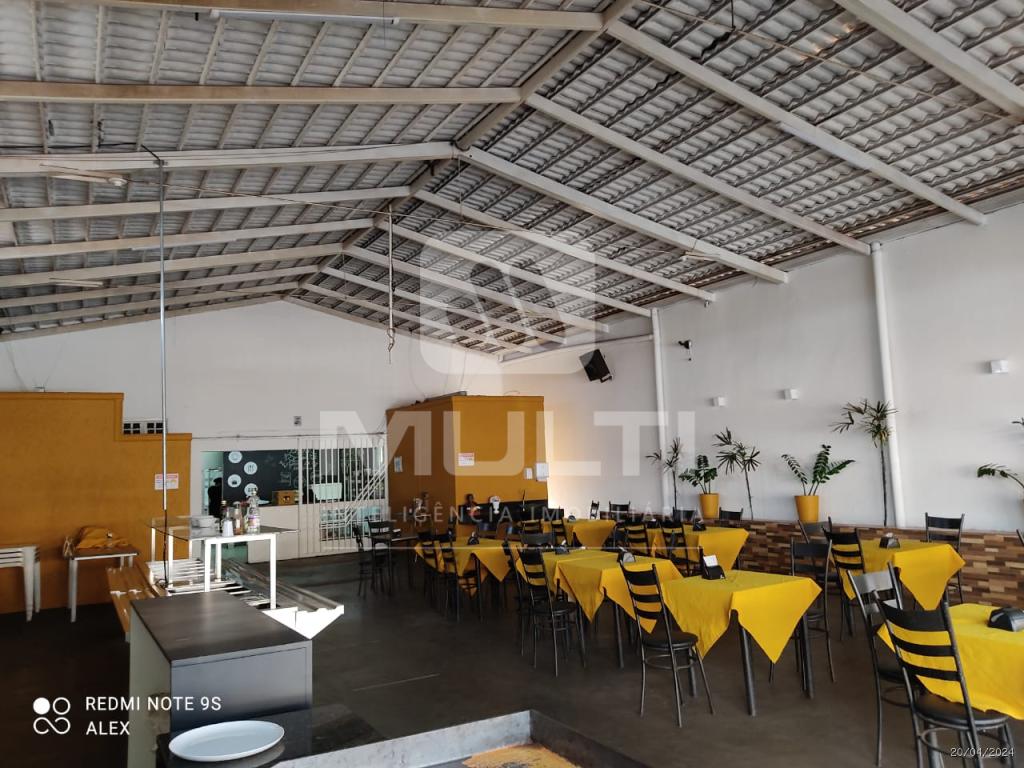 Prédio Inteiro à venda com 1 quarto, 250m² - Foto 16