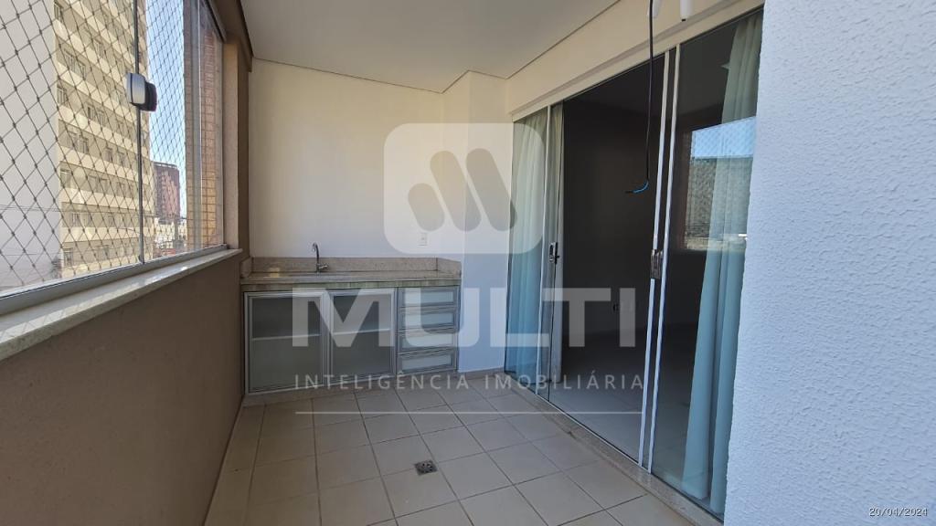 Apartamento à venda com 3 quartos, 99m² - Foto 4