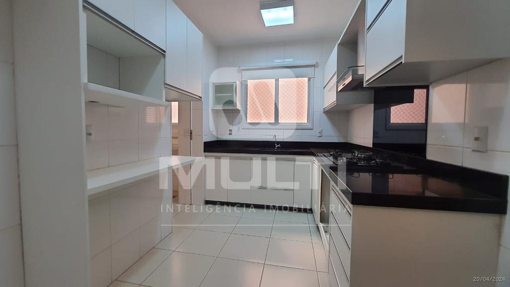 Apartamento à venda com 3 quartos, 99m² - Foto 8