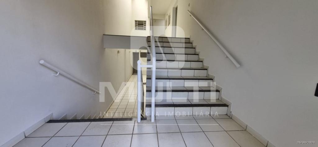 Prédio Inteiro à venda com 1 quarto, 248m² - Foto 3