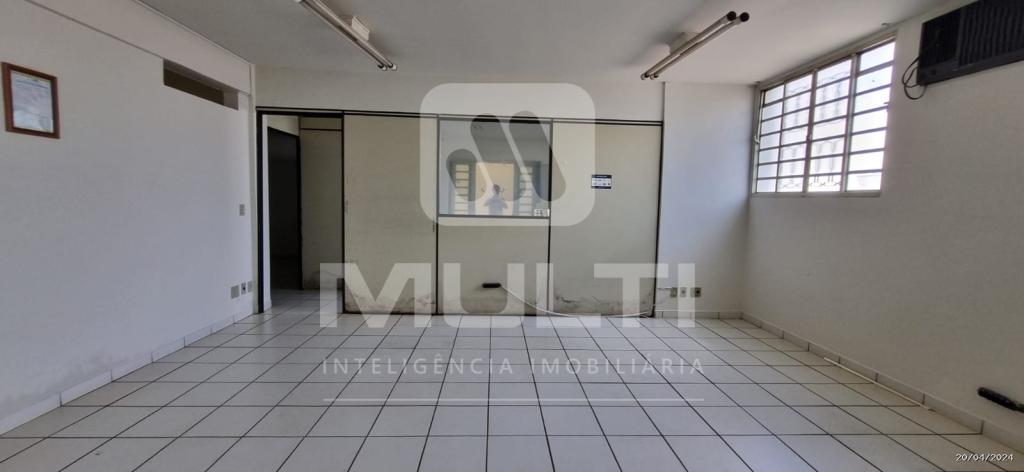 Prédio Inteiro à venda com 1 quarto, 248m² - Foto 7