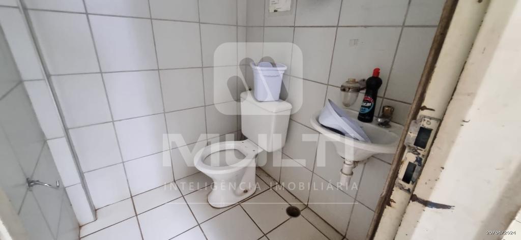 Prédio Inteiro à venda com 1 quarto, 248m² - Foto 11