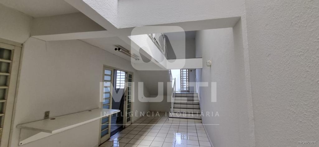 Prédio Inteiro à venda com 1 quarto, 248m² - Foto 12