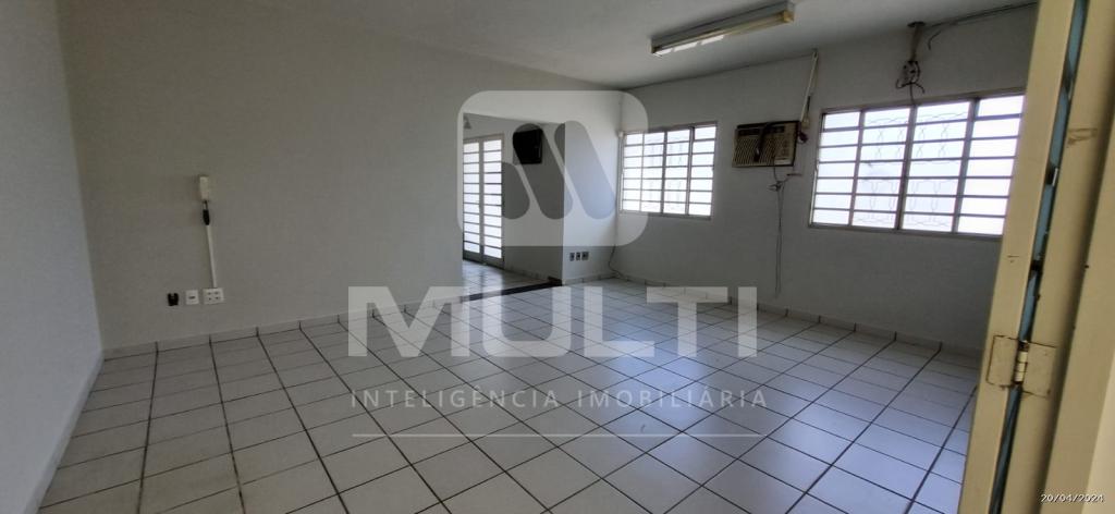 Prédio Inteiro à venda com 1 quarto, 248m² - Foto 14