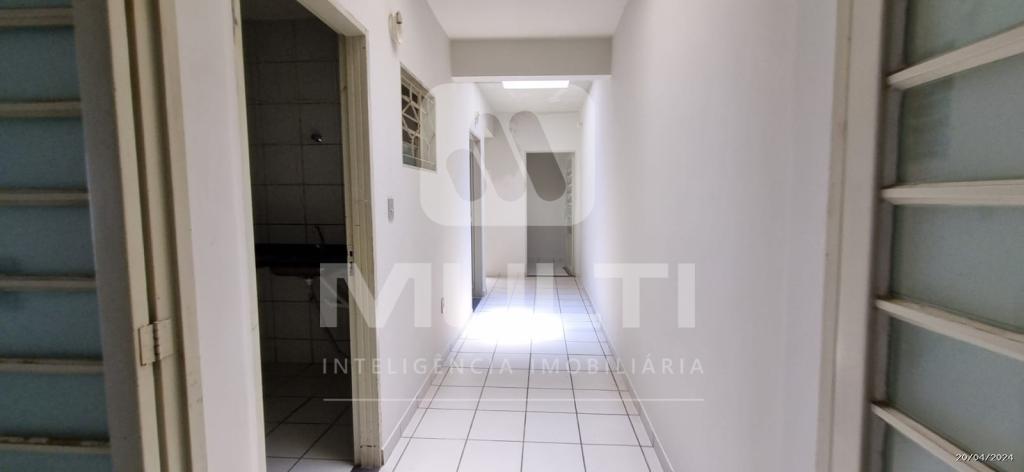 Prédio Inteiro à venda com 1 quarto, 248m² - Foto 16