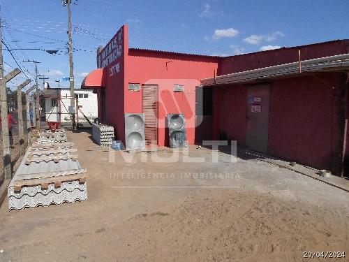 Terreno à venda com 1 quarto, 500m² - Foto 2