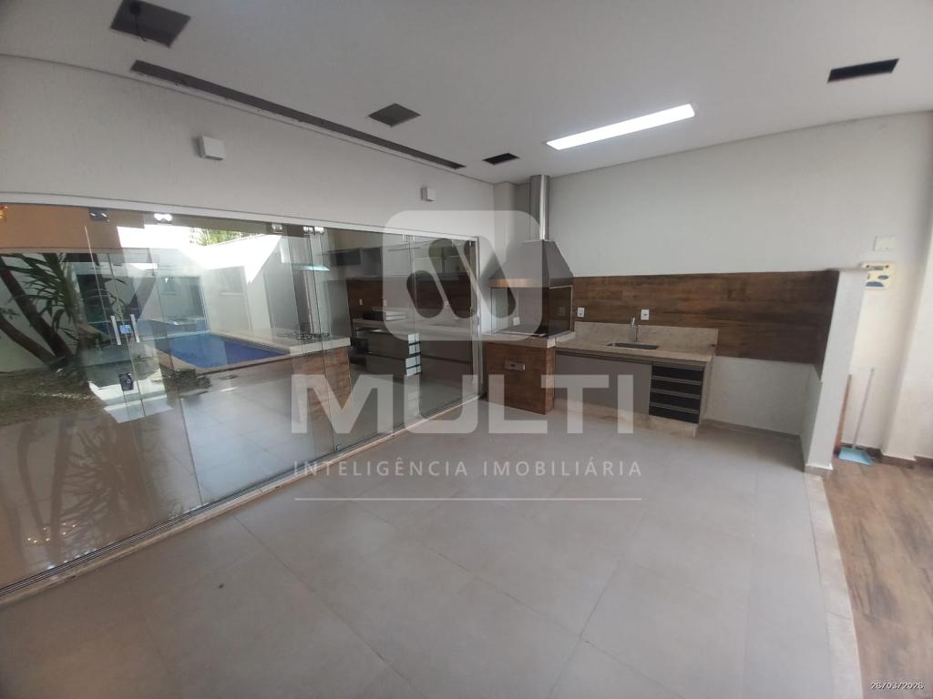 Casa, 3 quartos, 267 m² - Foto 26