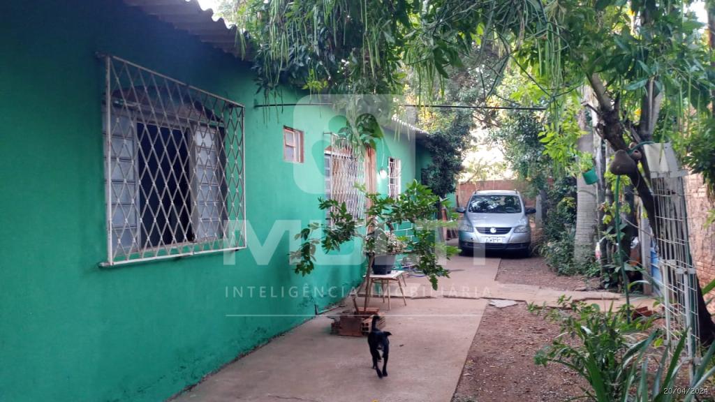 Chácara à venda com 2 quartos, 150m² - Foto 4