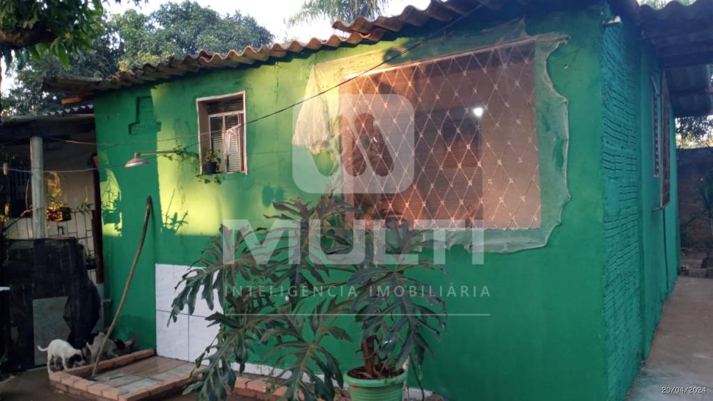 Chácara à venda com 2 quartos, 150m² - Foto 8