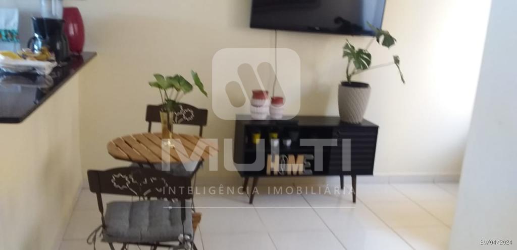 Apartamento à venda com 2 quartos, 44m² - Foto 10