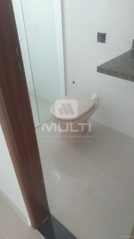 Casa à venda com 3 quartos, 110m² - Foto 3