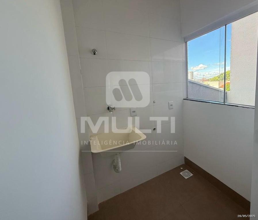 Apartamento à venda com 2 quartos, 56m² - Foto 5