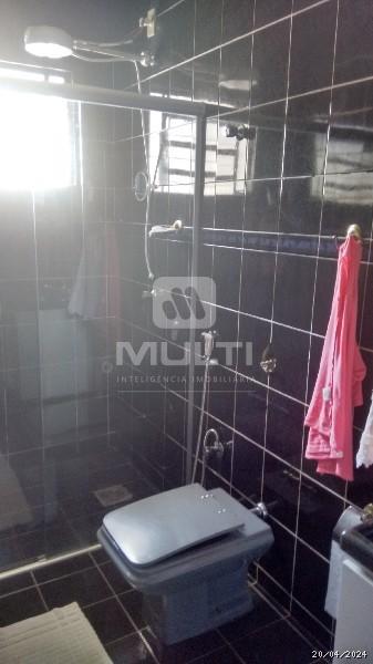 Casa à venda com 3 quartos, 195m² - Foto 4