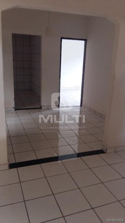 Casa à venda com 3 quartos, 110m² - Foto 5