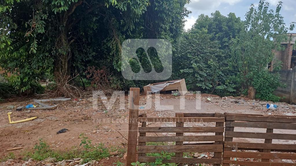 Loteamento e Condomínio - Foto 1