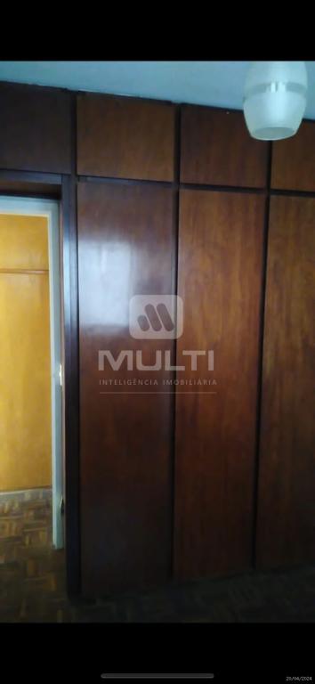 Apartamento à venda com 1 quarto, 42m² - Foto 1
