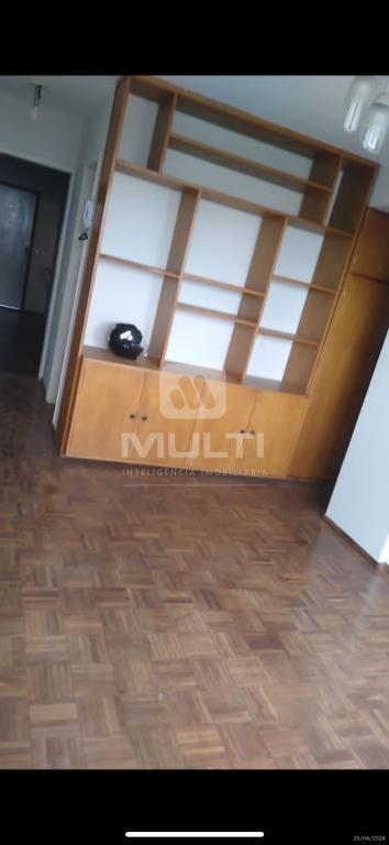 Apartamento à venda com 1 quarto, 42m² - Foto 4