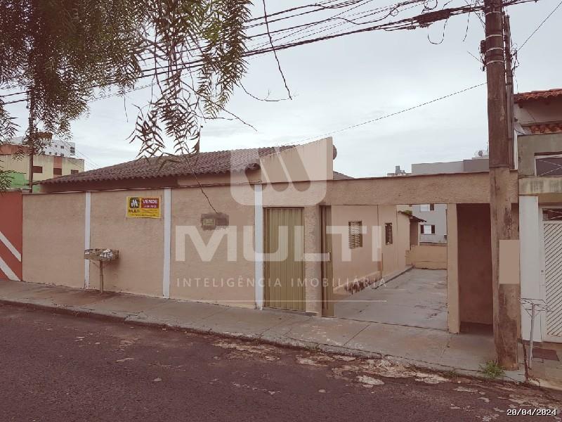 Terreno à venda com 1 quarto, 456m² - Foto 14