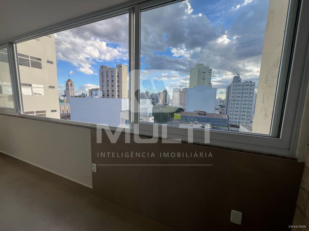 Apartamento à venda com 3 quartos, 130m² - Foto 4