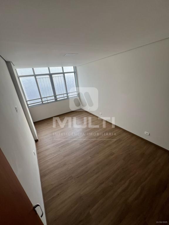 Apartamento à venda com 3 quartos, 130m² - Foto 14