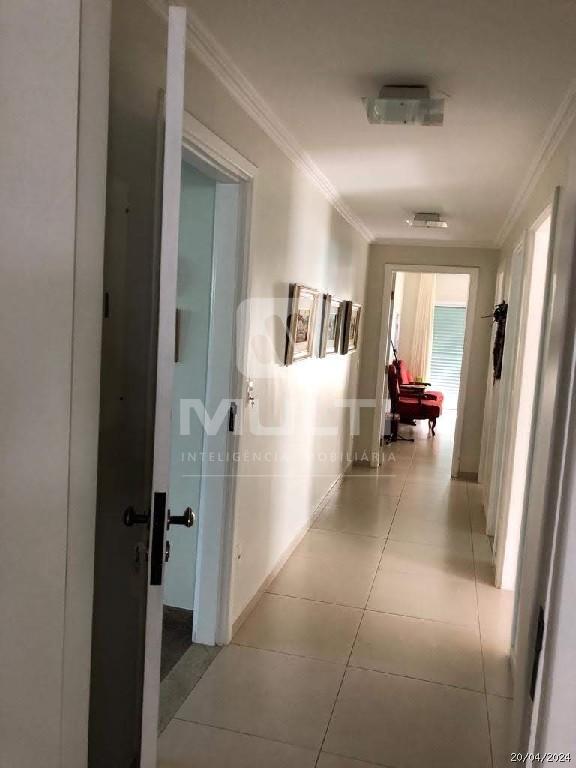 Casa à venda com 4 quartos, 375m² - Foto 1
