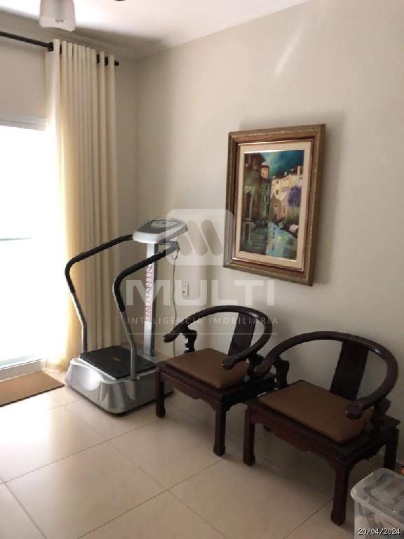 Casa à venda com 4 quartos, 375m² - Foto 5