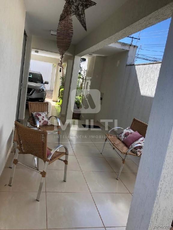 Casa à venda com 4 quartos, 375m² - Foto 6
