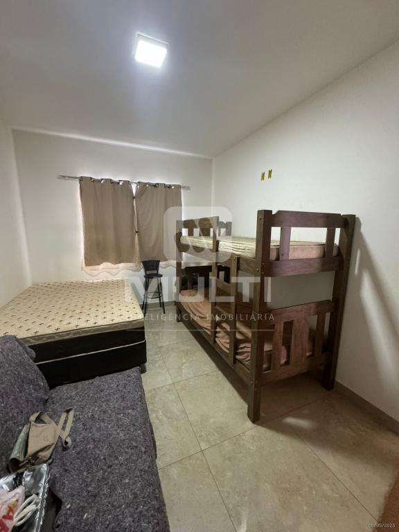 Chácara à venda com 4 quartos, 600m² - Foto 12