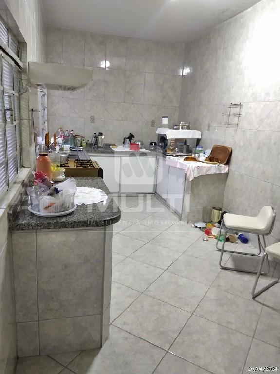 Prédio Inteiro à venda com 2 quartos, 330m² - Foto 9