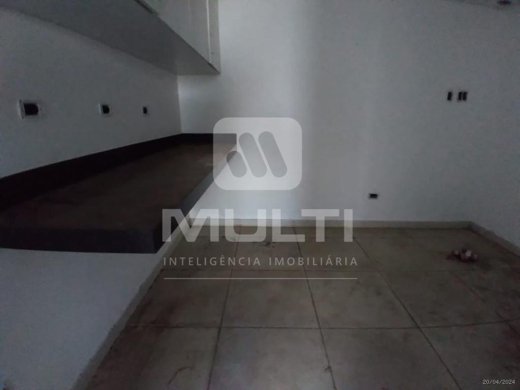Prédio Inteiro à venda com 5 quartos, 275m² - Foto 2