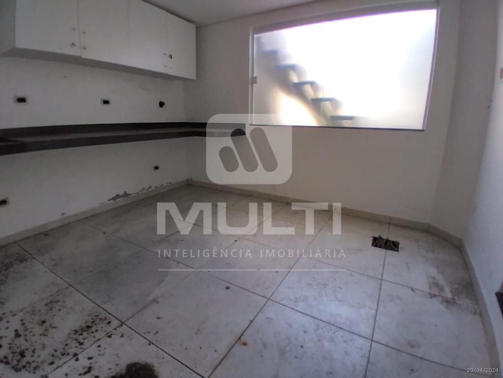 Prédio Inteiro à venda com 5 quartos, 275m² - Foto 3
