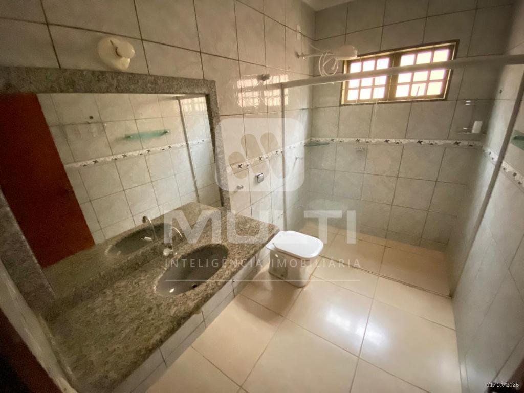 Casa, 6 quartos, 309 m² - Foto 2
