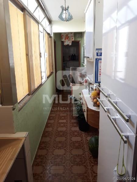 Apartamento à venda com 3 quartos, 116m² - Foto 12