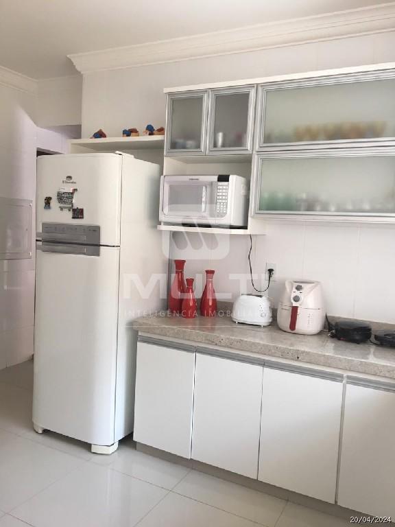 Casa à venda com 4 quartos, 396m² - Foto 19