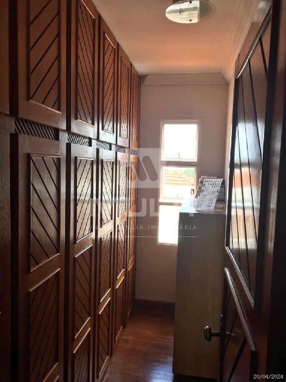Casa à venda com 4 quartos, 396m² - Foto 22