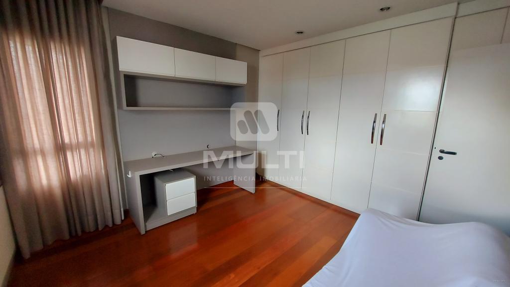Apartamento à venda com 4 quartos, 262m² - Foto 10