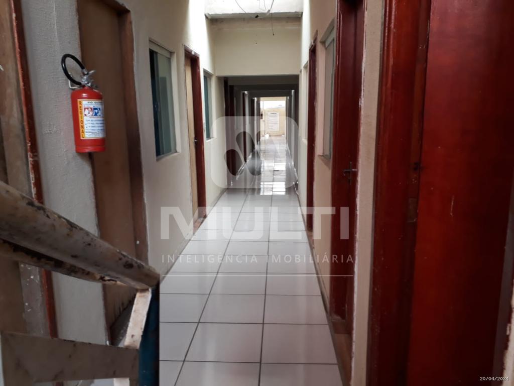 Prédio Inteiro à venda com 2 quartos, 300m² - Foto 6
