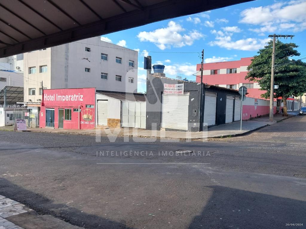 Prédio Inteiro à venda com 2 quartos, 300m² - Foto 15