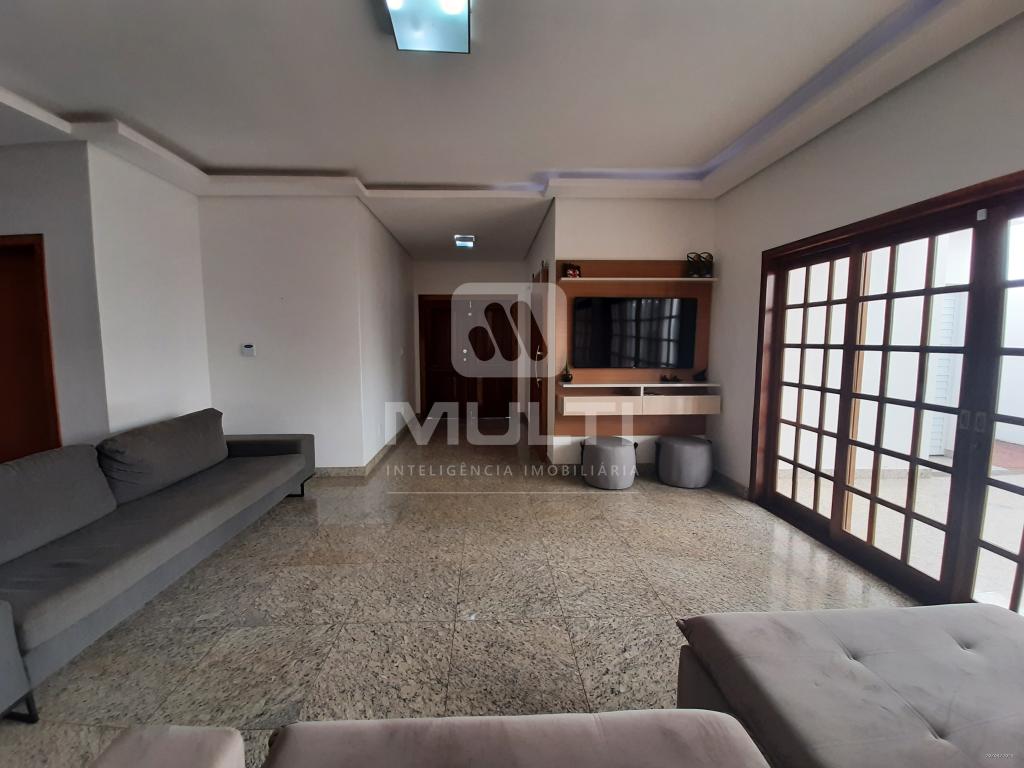 Casa, 3 quartos, 207 m² - Foto 11